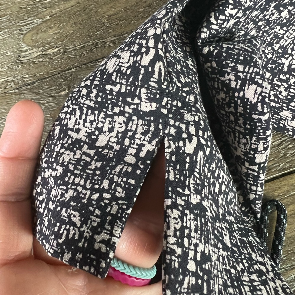 Lynn Ritchie pants. - Picture 6 of 6